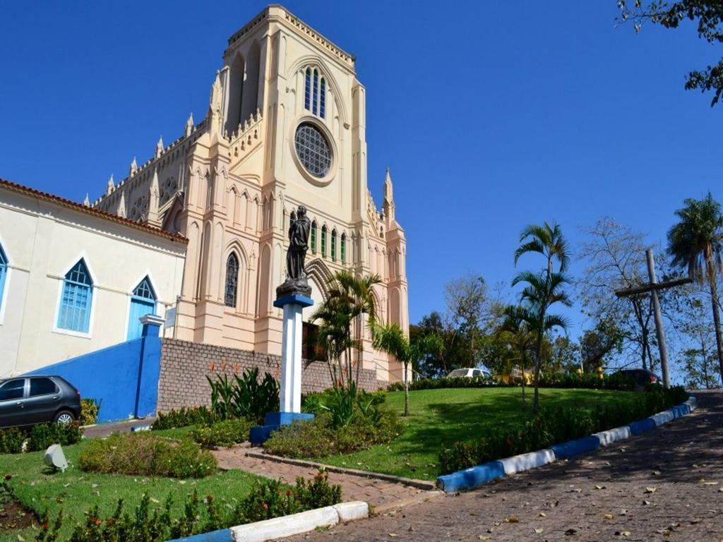 Hotel Pousada And Safari Cuiabá Exterior foto